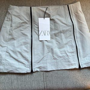 Zara Nylon Skirt w/ Front Zippers - XS